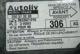 48537 блок управления AirBag (SRS) Peugeot 306 1994