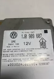 32980307 блок управления AirBag (SRS) Volkswagen PASSAT B5 1997