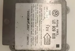 1T090702 блок управления AirBag (SRS) Volkswagen Golf IV 2000