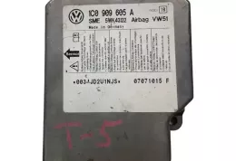 07071015F блок управління airbag (srs) Volkswagen Transporter - Caravelle T5 2008