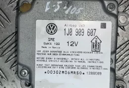 13980309 блок управління airbag (srs) Volkswagen PASSAT B5 1998