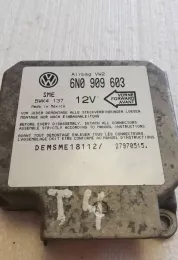 27970515 блок управління airbag (srs) Volkswagen PASSAT B7 2012