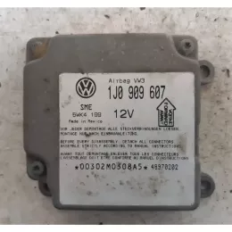 48970202 блок управління airbag (srs) Volkswagen PASSAT B5 1998