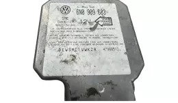 47960512 блок управління airbag (srs) Volkswagen PASSAT B7 2012