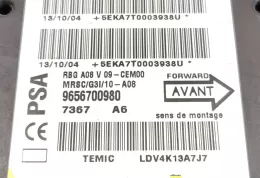 5EKA7T0003938U блок управління airbag (srs) Peugeot 1007 2006