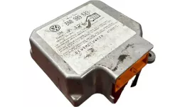 47960512 блок управління airbag (srs) Volkswagen PASSAT B7 2012
