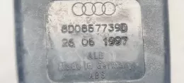 8D08577390 пряжка центрального ременя безпеки заднього сидіння Audi A6 S6 C5 4B 1998