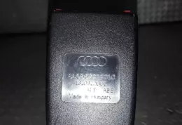 8L085773901C пряжка центрального ременя безпеки заднього сидіння Audi A3 S3 8L 2001