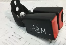 98ABA63K21AG пряжка центрального ременя безпеки заднього сидіння Ford Focus 2003
