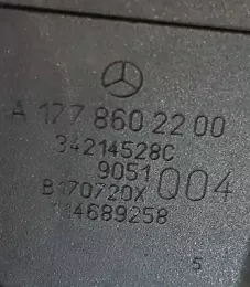 34232754D пряжка центрального ремня безопасности заднего сиденья Mercedes-Benz A W177 2020