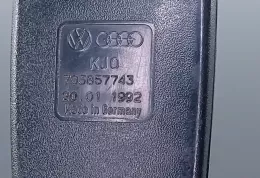 KJ0703857743 пряжка центрального ремня безопасности заднего сиденья Volkswagen Transporter - Caravelle T4 1997