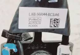 LJ6BS60044BC3JA6 пряжка центрального ременя безпеки заднього сидіння Ford Escape IV 2020
