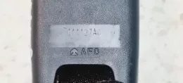 011127AC пряжка центрального ремня безопасности заднего сиденья Toyota Corolla Verso E121 2003