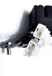 683773 пряжка центрального ремня безопасности заднего сиденья Toyota C-HR 2020