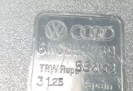 55852 пряжка центрального ременя безпеки заднього сидіння Volkswagen Polo III 6N 6N2 6NF 1996