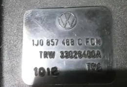 1J0857480C пряжка переднего ремня безопасности Volkswagen Bora 1998