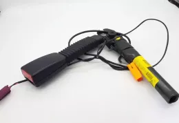 33057735A пряжка переднього ременя безпеки Ford Focus 2005