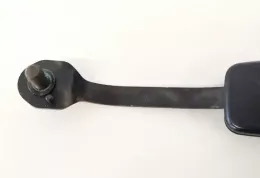 95ABA61208BA пряжка переднего ремня безопасности Ford Focus 2001