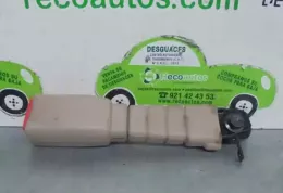 888304D000CS пряжка переднього ременя безпеки KIA Carnival 2006
