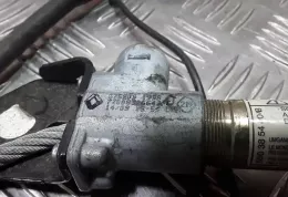 3752091998 пряжка переднего ремня безопасности Renault Megane I 2001