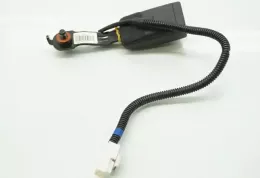 888301W100 пряжка переднего ремня безопасности KIA Rio 2012