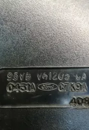 95VBV61205CA пряжка переднього ременя безпеки Ford Transit 1998