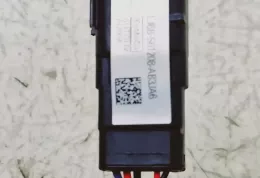 LJ6BS61208 пряжка переднього ременя безпеки Ford Escape IV 2020
