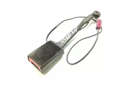 620392100 пряжка переднього ременя безпеки Ford Focus 2015