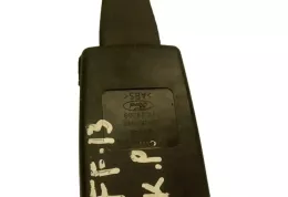 YC24309 пряжка переднего ремня безопасности Ford Fiesta 2011