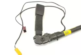 M56151002 пряжка переднего ремня безопасности Ford Focus 2006