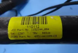 4M51A61209CD пряжка переднього ременя безпеки Ford Focus 2009