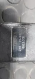 8275359 пряжка переднього ременя безпеки Peugeot 308 2007