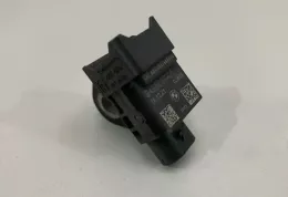 9496817 датчик удара подушки безопасности BMW 4 G22 G23 G24 G26 2022