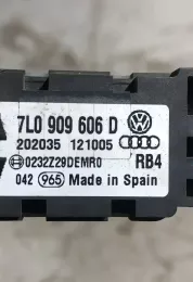121005 датчик удара подушки безопасности Volkswagen Touareg I 2005