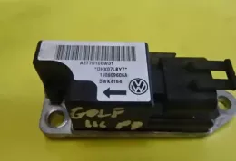5WK4164 датчик удару подушки безпеки Volkswagen Golf III 1997