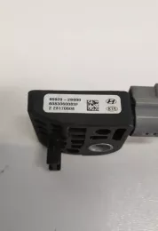 228170608 датчик удару подушки безпеки Hyundai ix35 2011