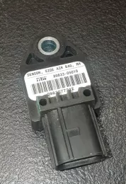 098307721E датчик удара подушки безопасности Toyota RAV 4 (XA30) 2007