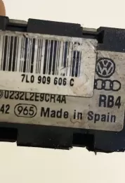 0232E2E9CR4A датчик удара подушки безопасности Volkswagen Phaeton 2004