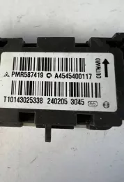 T10143025338 датчик удара подушки безопасности Mitsubishi Colt 2006