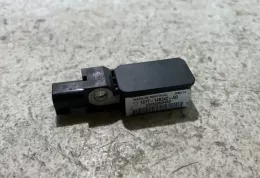 23DB0885F653 датчик удару подушки безпеки Ford Mondeo Mk III 2003