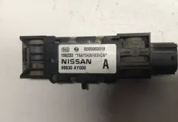 98830AY00 датчик удару подушки безпеки Nissan Primera 2004