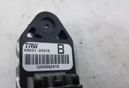 328408281D датчик удару подушки безпеки Toyota Corolla Verso AR10 2006