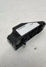 6Q0909606K датчик удару подушки безпеки Volkswagen Caddy 2009