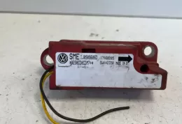 17980205 датчик удару подушки безпеки Volkswagen Golf IV 2000