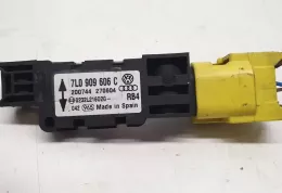 02324216020 датчик удару подушки безпеки Volkswagen Touareg I 2004