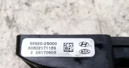 60802171189 датчик удара подушки безопасности KIA Sportage 2011