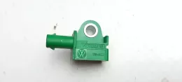 M7648 датчик удара подушки безопасности Volkswagen Golf VI 2010