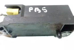17990208 датчик удара подушки безопасности Volkswagen PASSAT B5 1997
