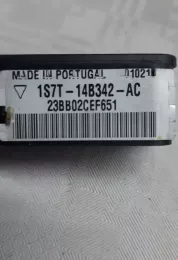 0330109 датчик удару подушки безпеки Ford Focus 2005