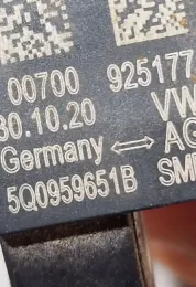 00700 датчик удару подушки безпеки Volkswagen Tiguan 2017